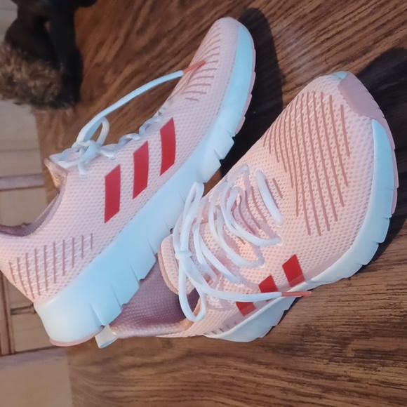adidas Shoes - Adidas Peach Ortholite Size 10, like new